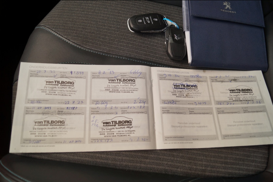 Peugeot 5008 1.2 PureTech Automaat Allure 7-persoons -NAVI-ECC-