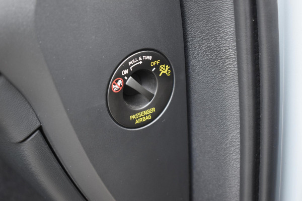 Volvo XC40 B4 211PK Automaat Plus Dark