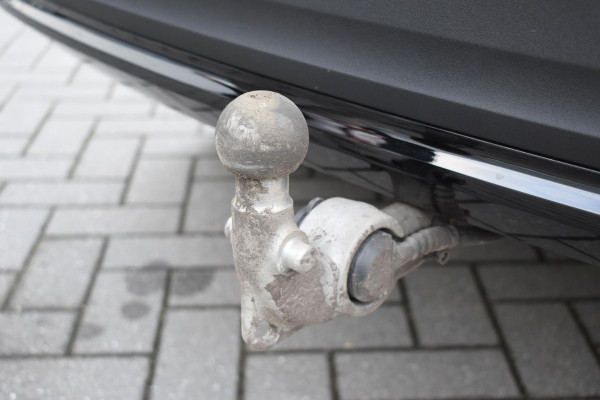 Volvo XC40 B4 211PK Automaat Plus Dark