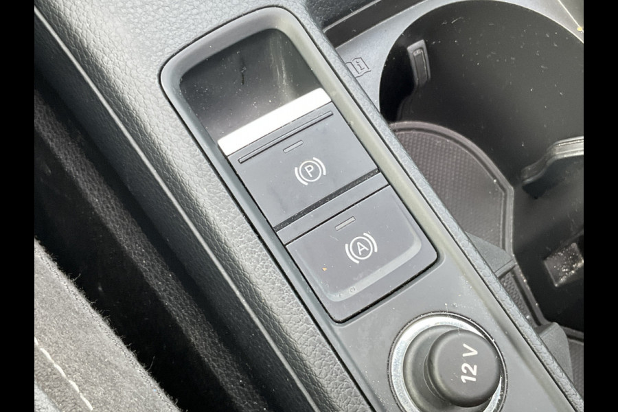 Audi Q3 Sportback 35 TFSI Business Edition S-Line Pano Trekhaak B&O Leer Led Carplay VOL!