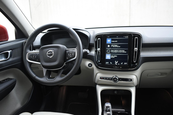 Volvo XC40 T5 262PK Automaat Recharge Inscription