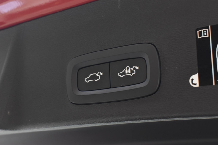 Volvo XC40 T5 262PK Automaat Recharge Inscription