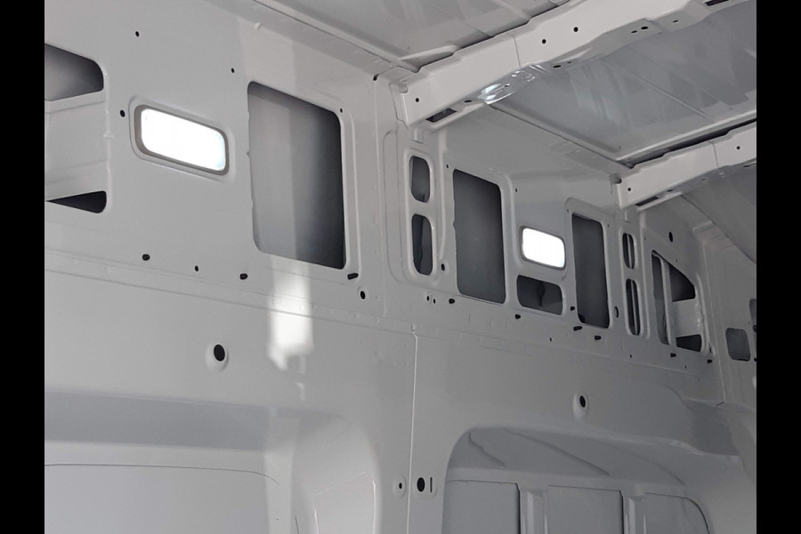 Maxus eDeliver 9 L3H3 89 kWh 296 Km Actieradius Airco  Achteruitrijcamera PDC