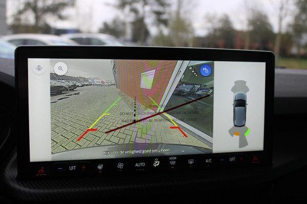 Ford Kuga 2.5 PHEV ST-Line 243 pk | Wegklapbare trekhaak | 2.100 kg trekgewicht! | Winterpakket