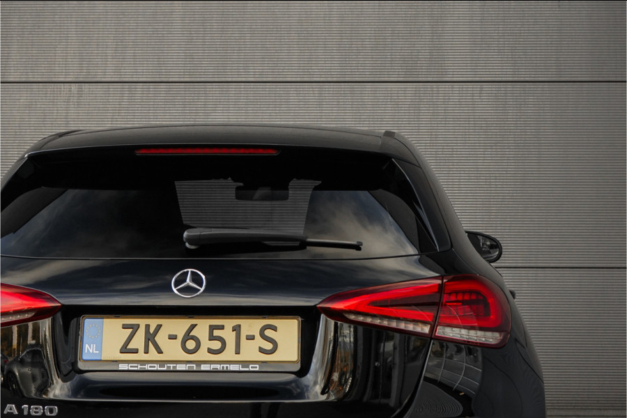 Mercedes-Benz A-Klasse 180 AMG Night Navi Camera 18"