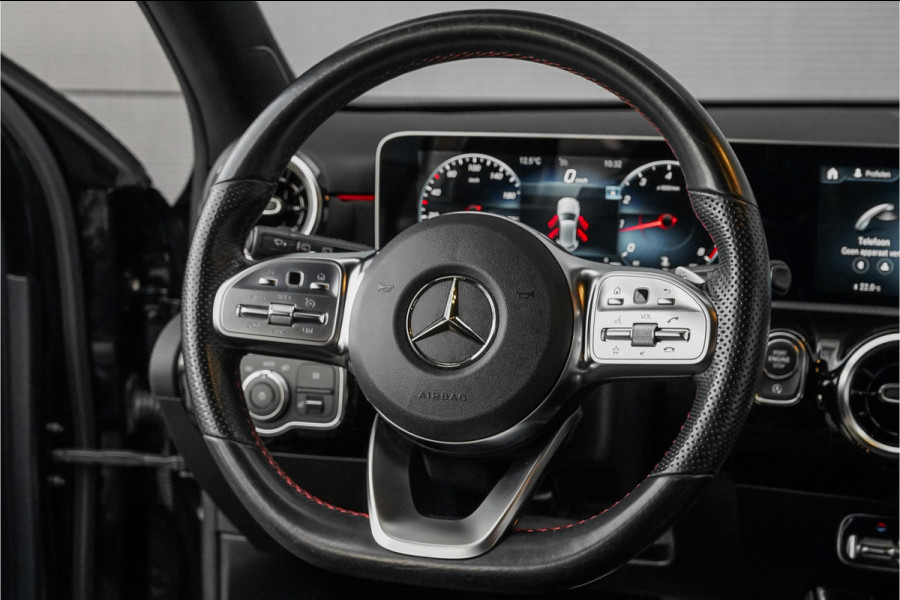 Mercedes-Benz A-Klasse 180 AMG Night Navi Camera 18"