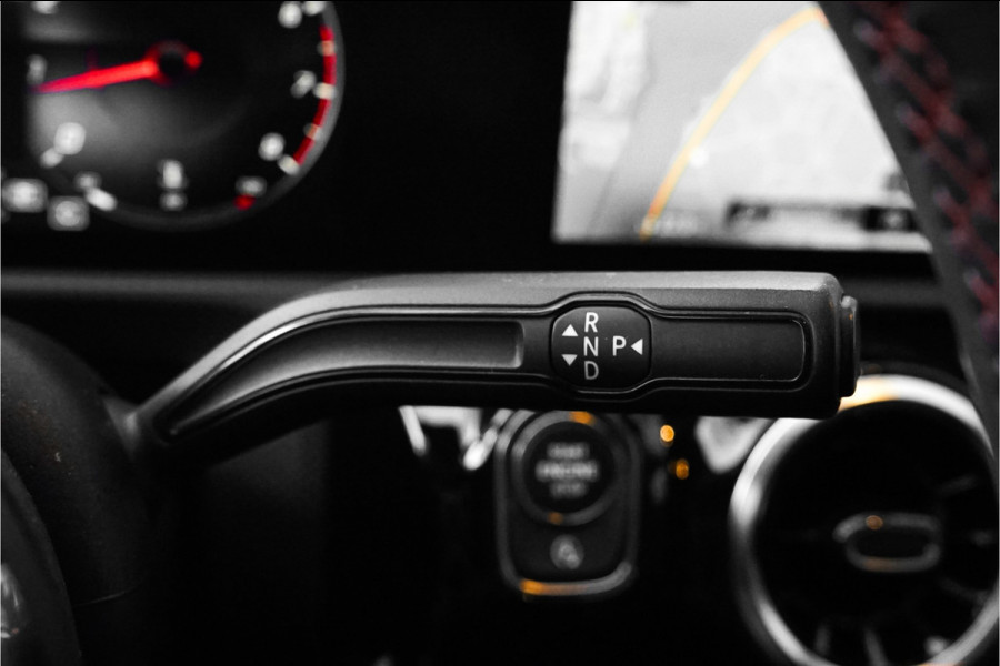 Mercedes-Benz A-Klasse 180 AMG Night Navi Camera 18"