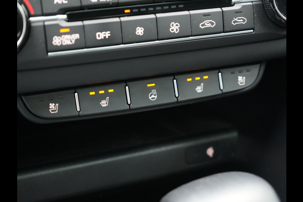 Kia Ceed Sportswagon 1.6 GDI ExecutiveLine Plug In Hybrid 141pk PHEV | Panodak | Adaptive Cruise | Camera | Lederen Sportstoelen Ventilatie & Memory | Apple Carplay | Keyless | Blis | Navigatie | DAB |
