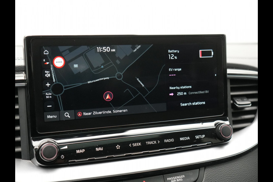 Kia Ceed Sportswagon 1.6 GDI ExecutiveLine Plug In Hybrid 141pk PHEV | Panodak | Adaptive Cruise | Camera | Lederen Sportstoelen Ventilatie & Memory | Apple Carplay | Keyless | Blis | Navigatie | DAB |