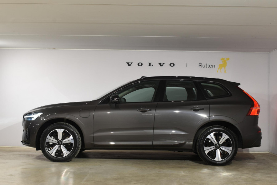 Volvo XC60 T6 350PK Automaat Plug-in Hybrid AWD Plus Dark / Navigatie / 360 Camera / Adaptieve Cruise Control / Stuur & Stoelverwarming / Elektr. Achterklep / Schuifdak / Trekhaak
