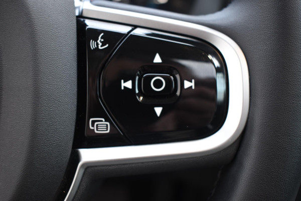 Volvo XC60 T6 350PK Automaat Plug-in Hybrid AWD Plus Dark