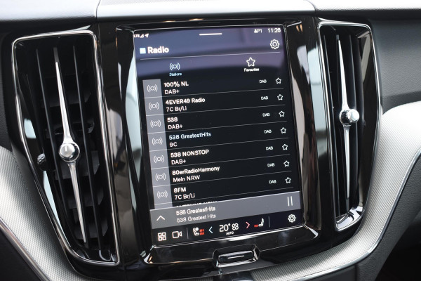 Volvo XC60 T6 350PK Automaat Plug-in Hybrid AWD Plus Dark