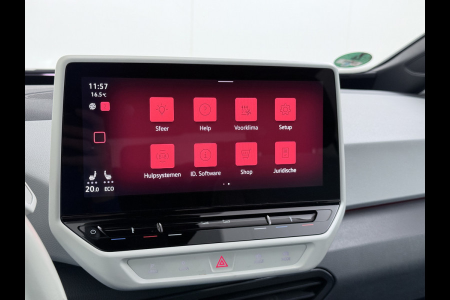 Volkswagen ID.3 First Plus 58kWh Apple Carplay Android Auto Adap.Cruise 19"lm Navi Camera Pdc Stoel+Stuurverwarming Keyless Advanced Matrix Led Led-a.licht Dynamisch Lmv Isofix DAB Privacy Glas Rijstrooksensor soh 86% 1e Eigenaar Origineel Nederlandse Auto Nieuwprijs €43.675,-