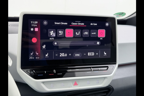 Volkswagen ID.3 First Plus 58kWh Apple Carplay Android Auto Adap.Cruise 19"lm Navi Camera Pdc Stoel+Stuurverwarming Keyless Advanced Matrix Led Led-a.licht Dynamisch Lmv Isofix DAB Privacy Glas Rijstrooksensor soh 86% 1e Eigenaar Origineel Nederlandse Auto Nieuwprijs €43.675,-