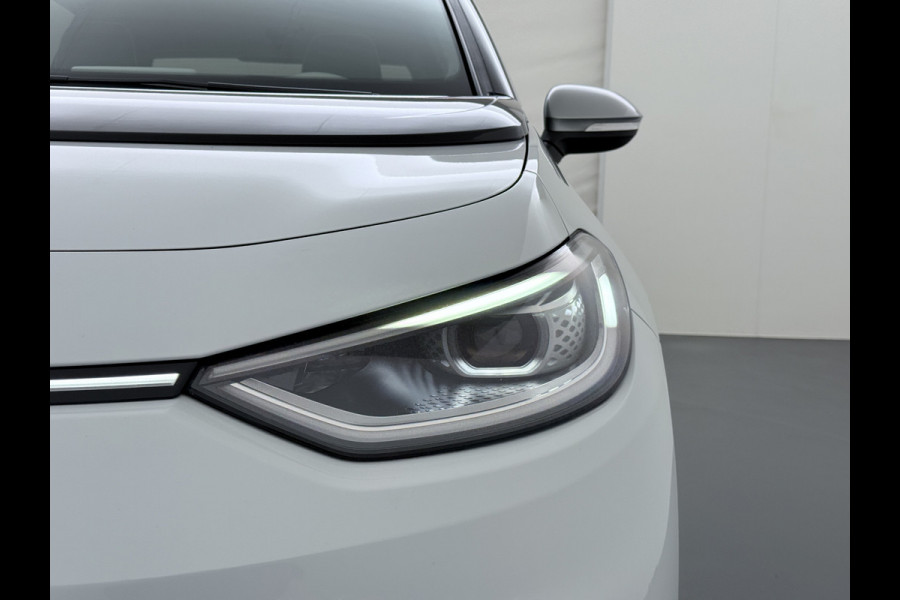 Volkswagen ID.3 First Plus 58kWh Apple Carplay Android Auto Adap.Cruise 19"lm Navi Camera Pdc Stoel+Stuurverwarming Keyless Advanced Matrix Led Led-a.licht Dynamisch Lmv Isofix DAB Privacy Glas Rijstrooksensor soh 86% 1e Eigenaar Origineel Nederlandse Auto Nieuwprijs €43.675,-