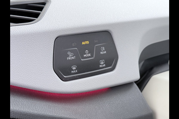 Volkswagen ID.3 First Plus 58kWh Apple Carplay Android Auto Adap.Cruise 19"lm Navi Camera Pdc Stoel+Stuurverwarming Keyless Advanced Matrix Led Led-a.licht Dynamisch Lmv Isofix DAB Privacy Glas Rijstrooksensor soh 86% 1e Eigenaar Origineel Nederlandse Auto Nieuwprijs €43.675,-