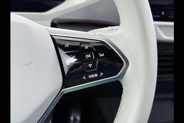Volkswagen ID.3 First Plus 58kWh Apple Carplay Android Auto Adap.Cruise 19"lm Navi Camera Pdc Stoel+Stuurverwarming Keyless Advanced Matrix Led Led-a.licht Dynamisch Lmv Isofix DAB Privacy Glas Rijstrooksensor soh 86% 1e Eigenaar Origineel Nederlandse Auto Nieuwprijs €43.675,-