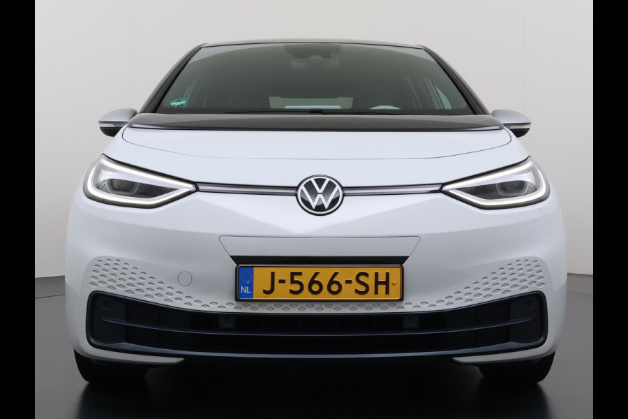 Volkswagen ID.3 First Plus 58kWh Apple Carplay Android Auto Adap.Cruise 19"lm Navi Camera Pdc Stoel+Stuurverwarming Keyless Advanced Matrix Led Led-a.licht Dynamisch Lmv Isofix DAB Privacy Glas Rijstrooksensor soh 86% 1e Eigenaar Origineel Nederlandse Auto Nieuwprijs €43.675,-
