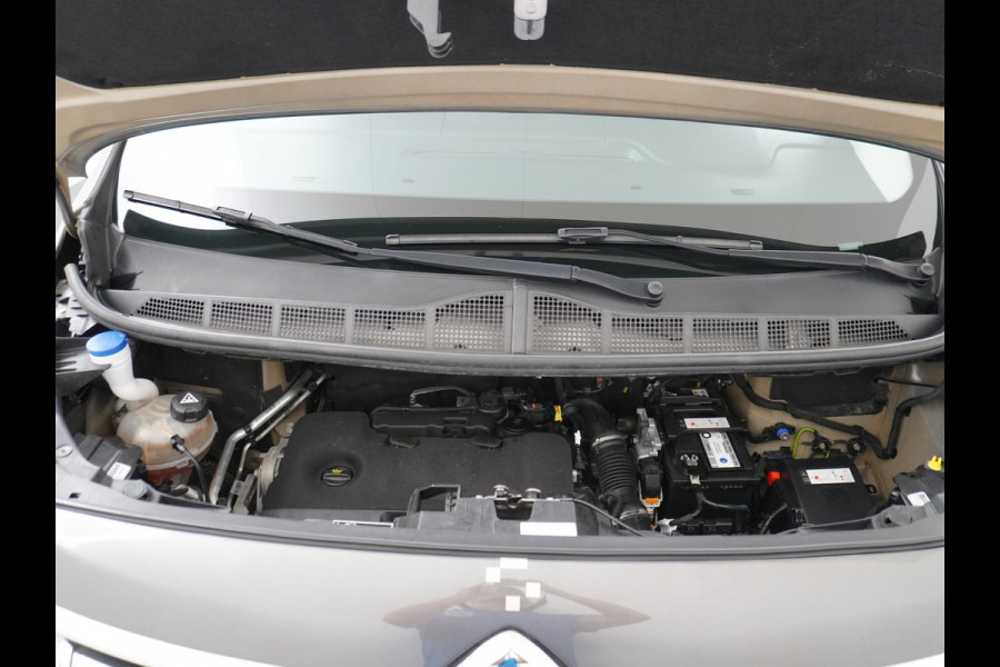 Citroën Jumpy 2.0D 145pk XL L3H1 3-Persoons Navi Apple Carplay Android Auto Cruise Pdc 2X Schuifdeur Cruise DAB+ Bordherkenning WiFi Citroen Connect Regen/Lichtsensor Dodehoeksensor SpoorAssist Voorruit+Wisserverwarmd 1e Eigenaar Euro 6 370Nm koppel