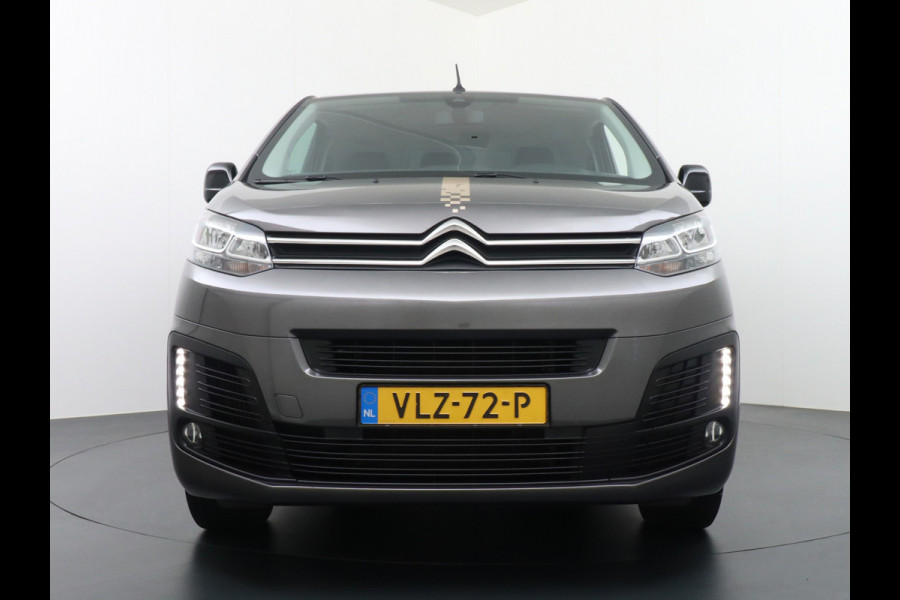 Opel Vivaro 2.0D 145pk XL L3H1 3-Persoons Navi Apple Carplay Android Auto Cruise Pdc 2X Schuifdeur Cruise DAB+ Bordherkenning WiFi Citroen Connect Regen/Lichtsensor Dodehoeksensor SpoorAssist Voorruit+Wisserverwarmd 1e Eigenaar Euro 6 370Nm koppel