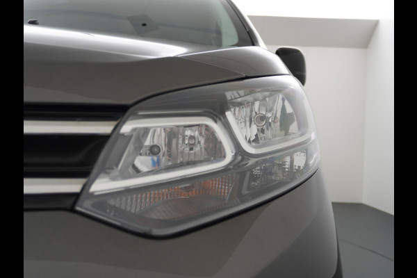 Opel Vivaro 2.0D 145pk XL L3H1 3-Persoons Navi Apple Carplay Android Auto Cruise Pdc 2X Schuifdeur Cruise DAB+ Bordherkenning WiFi Citroen Connect Regen/Lichtsensor Dodehoeksensor SpoorAssist Voorruit+Wisserverwarmd 1e Eigenaar Euro 6 370Nm koppel