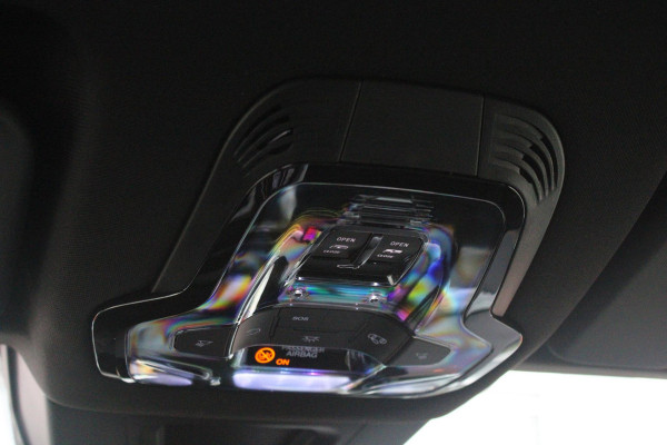 Alfa Romeo Tonale 1.5T 160PK Hybrid VELOCE | PANORAMISCH SCHUIF/KANTEL DAK | PREMIUM PACK: LEDEREN BEKLEDING/GEVENTILEERDE VOORSTOELEN/4-VOUDIG ELEKTRISCH VERSTELBARE LENDESTEUN VOORSTOELEN/HOOGGLANS ZWARTE RAAMOMLIJSTING/AMBIENT LIGHTING | TECHNOLOGY PACK: PARKEERWAARSCHUWING VOOR EN ACHTER/360° CAMERA/AUTOMATISCH INPARKEREN/ AUTONOMOUS DRIVING LEVEL 2: ADAPTIVE CRUISE CONTROL/LANE CENTERING ASSIST/TRAFFIC JAM ASSIST DODEHOEK DETECTIE AUTOMATISCH DIMMENDE BUITENSPIEGELS ELEKTRISCH BEDIENBARE ACHTERKLEP | WINTERPACK: STOELVERWARMING VOOR/STUURVERWARMING/VERWARMBARE RUITENSPROEIERS | HAR