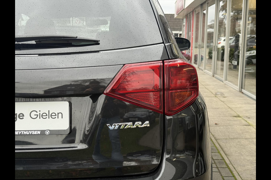 Suzuki Vitara 1.0 Boosterjet Select | Parkeersensoren, Stoelverwarming, Apple CarPlay/Android Auto, 17inch, Parkeercamera, Climate Control