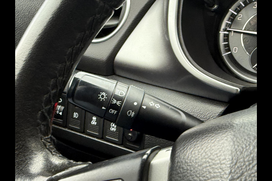 Suzuki Vitara 1.0 Boosterjet Select | Parkeersensoren, Stoelverwarming, Apple CarPlay/Android Auto, 17inch, Parkeercamera, Climate Control