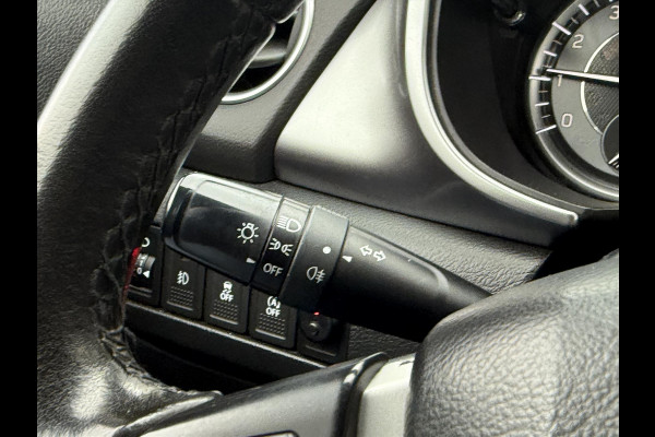 Suzuki Vitara 1.0 Boosterjet Select | Parkeersensoren, Stoelverwarming, Apple CarPlay/Android Auto, 17inch, Parkeercamera, Climate Control