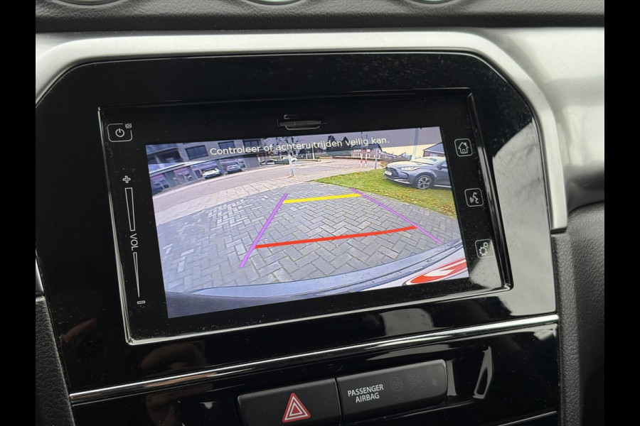 Suzuki Vitara 1.0 Boosterjet Select | Parkeersensoren, Stoelverwarming, Apple CarPlay/Android Auto, 17inch, Parkeercamera, Climate Control