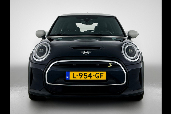 MINI Mini Electric S MINI Yours 135KW / 33 kWh Comfort plus / Driving Ass. / Leder / Navigatie / Pdc+Camera / Harman Kardon / 100% Elektrisch, 100% Stijlvol / Apk 05-2027