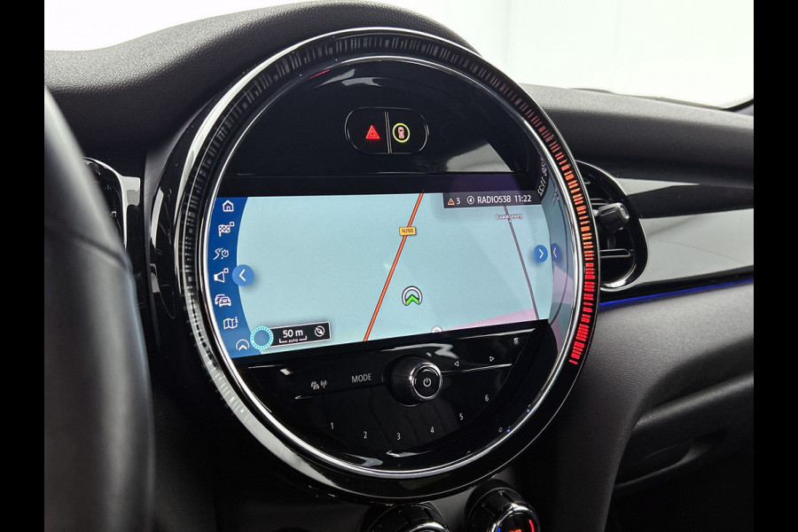 MINI Mini Electric S MINI Yours 135KW / 33 kWh Comfort plus / Driving Ass. / Leder / Navigatie / Pdc+Camera / Harman Kardon / 100% Elektrisch, 100% Stijlvol / Apk 05-2027