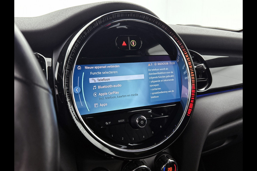 MINI Mini Electric S MINI Yours 135KW / 33 kWh Comfort plus / Driving Ass. / Leder / Navigatie / Pdc+Camera / Harman Kardon / 100% Elektrisch, 100% Stijlvol / Apk 05-2027