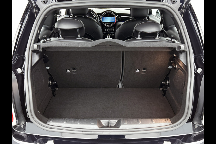 MINI Mini Electric S MINI Yours 135KW / 33 kWh Comfort plus / Driving Ass. / Leder / Navigatie / Pdc+Camera / Harman Kardon / 100% Elektrisch, 100% Stijlvol / Apk 05-2027