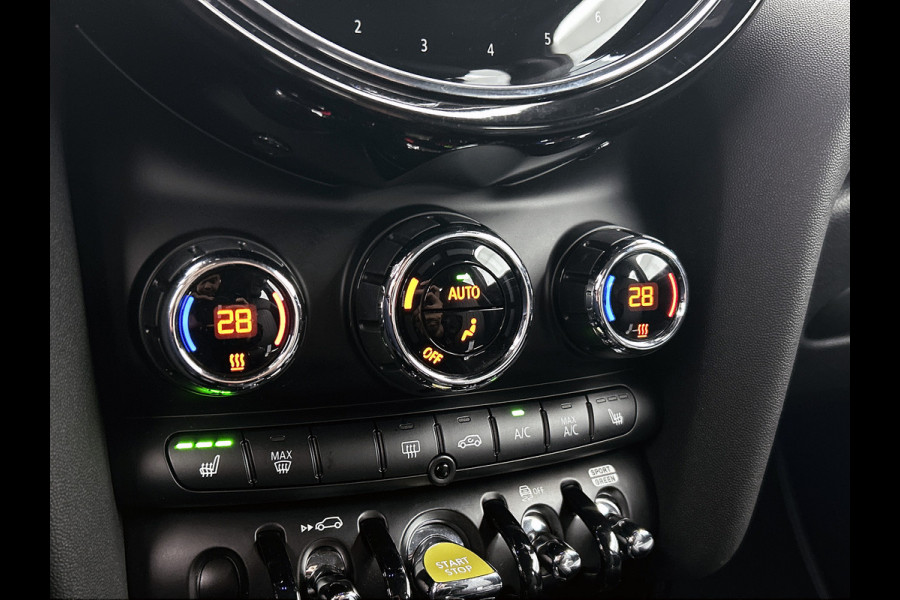 MINI Mini Electric S MINI Yours 135KW / 33 kWh Comfort plus / Driving Ass. / Leder / Navigatie / Pdc+Camera / Harman Kardon / 100% Elektrisch, 100% Stijlvol / Apk 05-2027