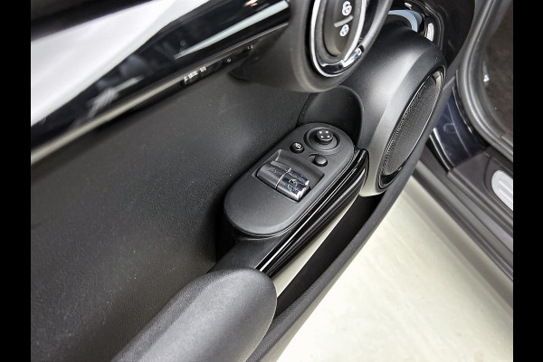 MINI Mini Electric S MINI Yours 135KW / 33 kWh Comfort plus / Driving Ass. / Leder / Navigatie / Pdc+Camera / Harman Kardon / 100% Elektrisch, 100% Stijlvol / Apk 05-2027