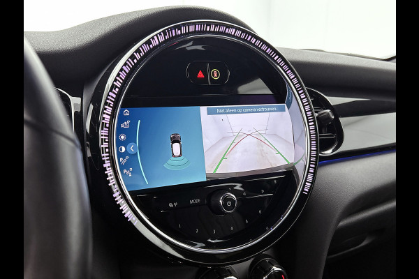 MINI Mini Electric S MINI Yours 135KW / 33 kWh Comfort plus / Driving Ass. / Leder / Navigatie / Pdc+Camera / Harman Kardon / 100% Elektrisch, 100% Stijlvol / Apk 05-2027