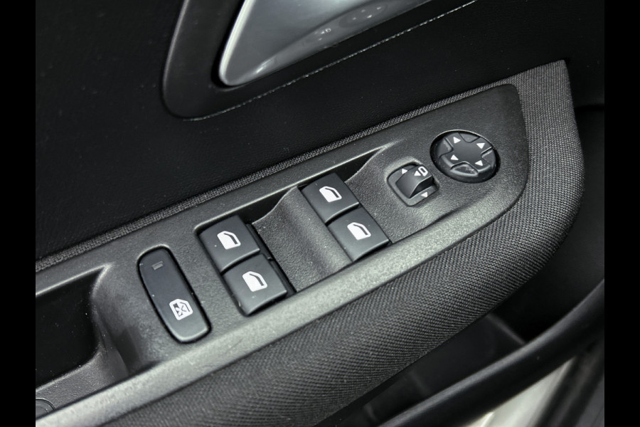 Peugeot 208 1.5 HDi 103PK Blue Active 5Drs. Airco / Navigatie / Lm.velgen / Pdc.A / Distributie vv bij 172Dkm / Apk 11-2026