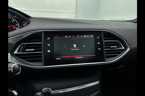 Peugeot 308 SW 1.5 HDi 131PK Automaat GT-Line / Panoramadak / Trekhaak / Xenon / Airco-ecc / 1/2 Leder / Apk 03-2026