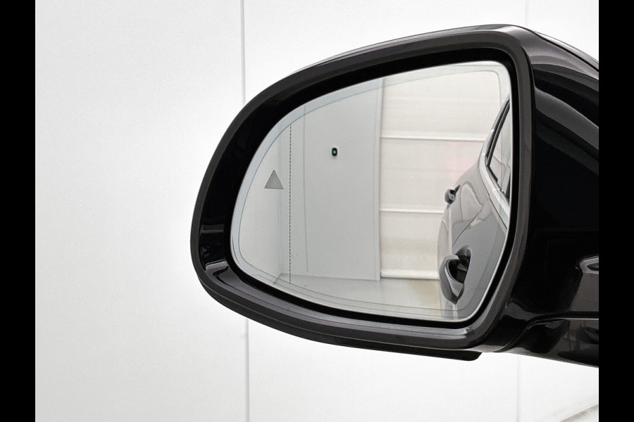 BMW X3 xDrive30e eDrive Edition Panoramadak / Trekhaak / Leder-Sport / Pdc+Camera / Stoel-Stuurverwarming / Harman Kardon / NL auto / Apk 09-2026