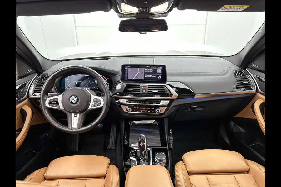 BMW X3 xDrive30e eDrive Edition Panoramadak / Trekhaak / Leder-Sport / Pdc+Camera / Stoel-Stuurverwarming / Harman Kardon / NL auto / Apk 09-2026