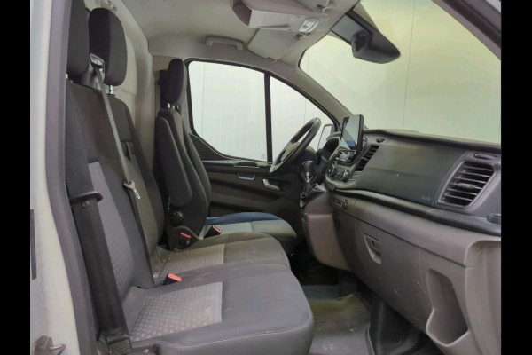 Ford Transit Custom 340 2.0 TDCI Euro6 131PK H2 Trend 3Pers  *ideaal voor Camper* / Navigatie / Pdc./ Airco / Driver assist / Stoelverwarming  / Apk nieuw