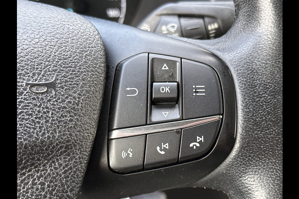 Ford Transit Custom 340 2.0 TDCI Euro6 131PK H2 Trend 3Pers  *ideaal voor Camper* / Navigatie / Pdc./ Airco / Driver assist / Stoelverwarming  / Apk nieuw