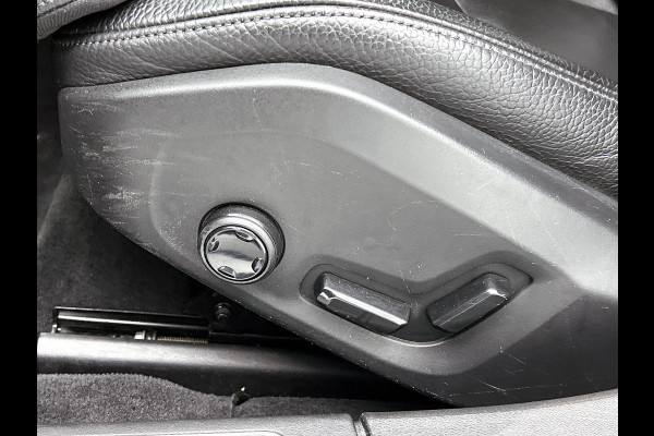 Volvo V90 D4 190PK Automaat Momentum / Navigatie / Adap-cruise / park-assist / Memory sportseats / leder int. / Trekhaak / 18" Lmv / Apk 04-2026