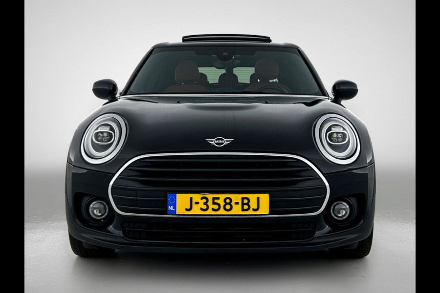 MINI Clubman 1.5 136Pk Automaat Cooper Edition / Panoramadak / Airco-ecc./ Navigatie / Leder / Xenon / Apk 08-2026