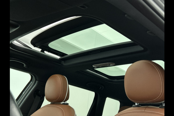 MINI Clubman 1.5 136Pk Automaat Cooper Edition / Panoramadak / Airco-ecc./ Navigatie / Leder / Xenon / Apk 08-2026