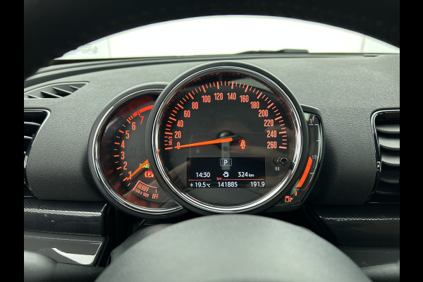 MINI Clubman 1.5 136Pk Automaat Cooper Edition / Panoramadak / Airco-ecc./ Navigatie / Leder / Xenon / Apk 08-2026