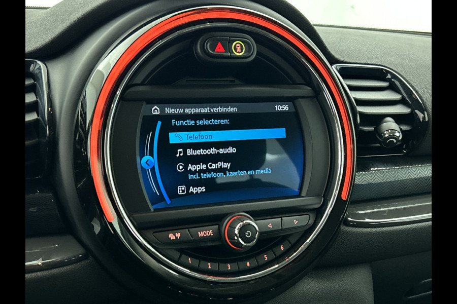 MINI Clubman 2.0D 150PK Cooper Business Edition / Airco-ecc./ Stoelverwarming / Navigatie / Trekhaak / Dab / Pdc. A / Radio multimedia / Apk 04-2026