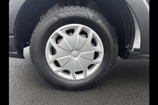 Ford Transit 310 2.0 TDCI Euro6 L2H2 / 3Pers. / *Ideaal voor Camper* / Imperial & Ladder / Airco / Trekhaak / Pdc.V+A / Navigatie / Distr.vv.bij 60.400 km / Apk 04-2026