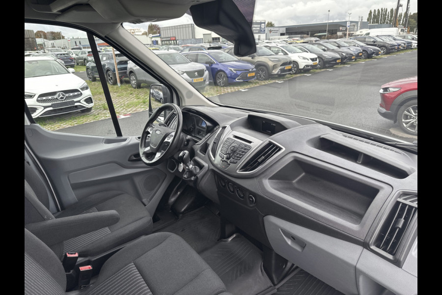 Ford Transit 310 2.0 TDCI Euro6 L2H2 / 3Pers. / *Ideaal voor Camper* / Imperial & Ladder / Airco / Trekhaak / Pdc.V+A / Navigatie / Distr.vv.bij 60.400 km / Apk 04-2026